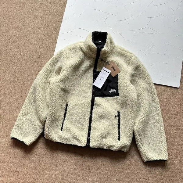 Design 8-Ball Sherpa Jacket Beige and Black Outerwear - 66
