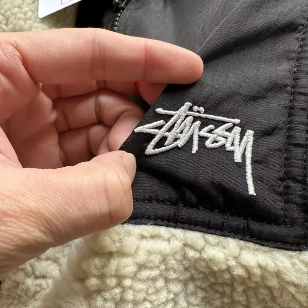 Design 8-Ball Sherpa Jacket Beige and Black Outerwear - 67