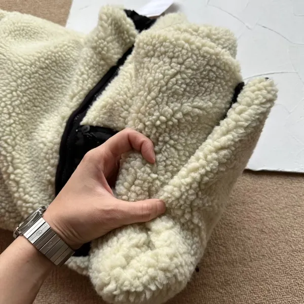 Design 8-Ball Sherpa Jacket Beige and Black Outerwear - 95