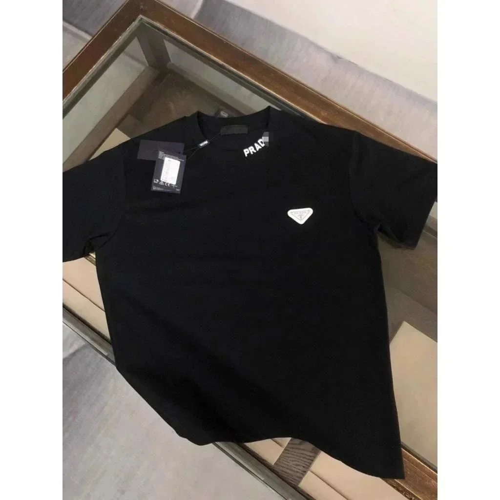 Style 4 Black White Label