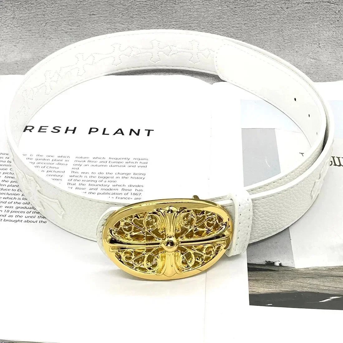 [15 white crosses on a white background—gold crosses] Cro CH Saint Sword Heart belt SKU image