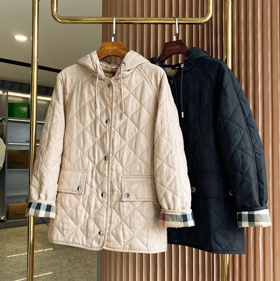Black Card Two Color BUR Ace Original Single Channel Diamond Quilted Temperature Controlled Hooded Coat for Women! Lingge hooded coat (with packaging)