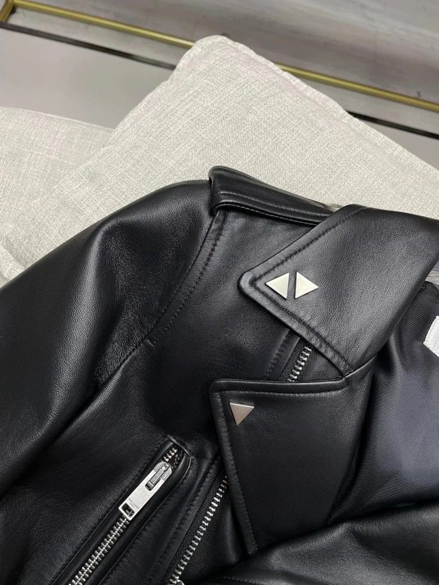 Ysl Leather Jacket: seller detail photo 6