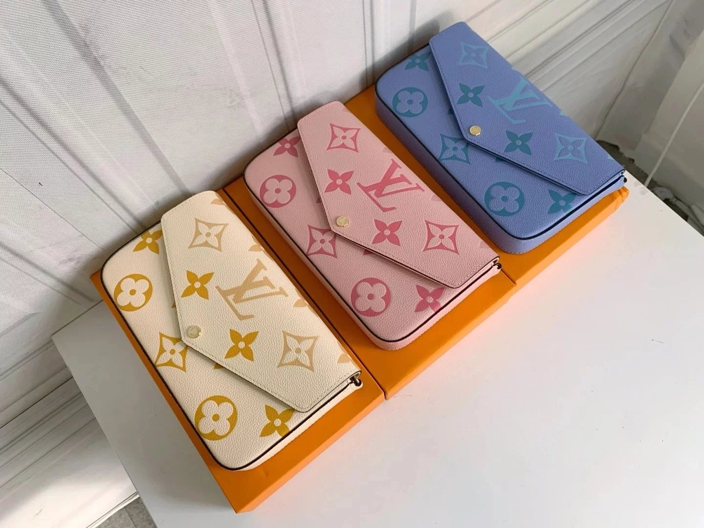 Louis Vuitton 3 Pochette Monogram Empreinte Monogram By The Pool
