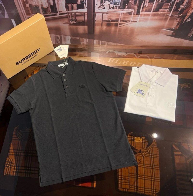 Burberry polo