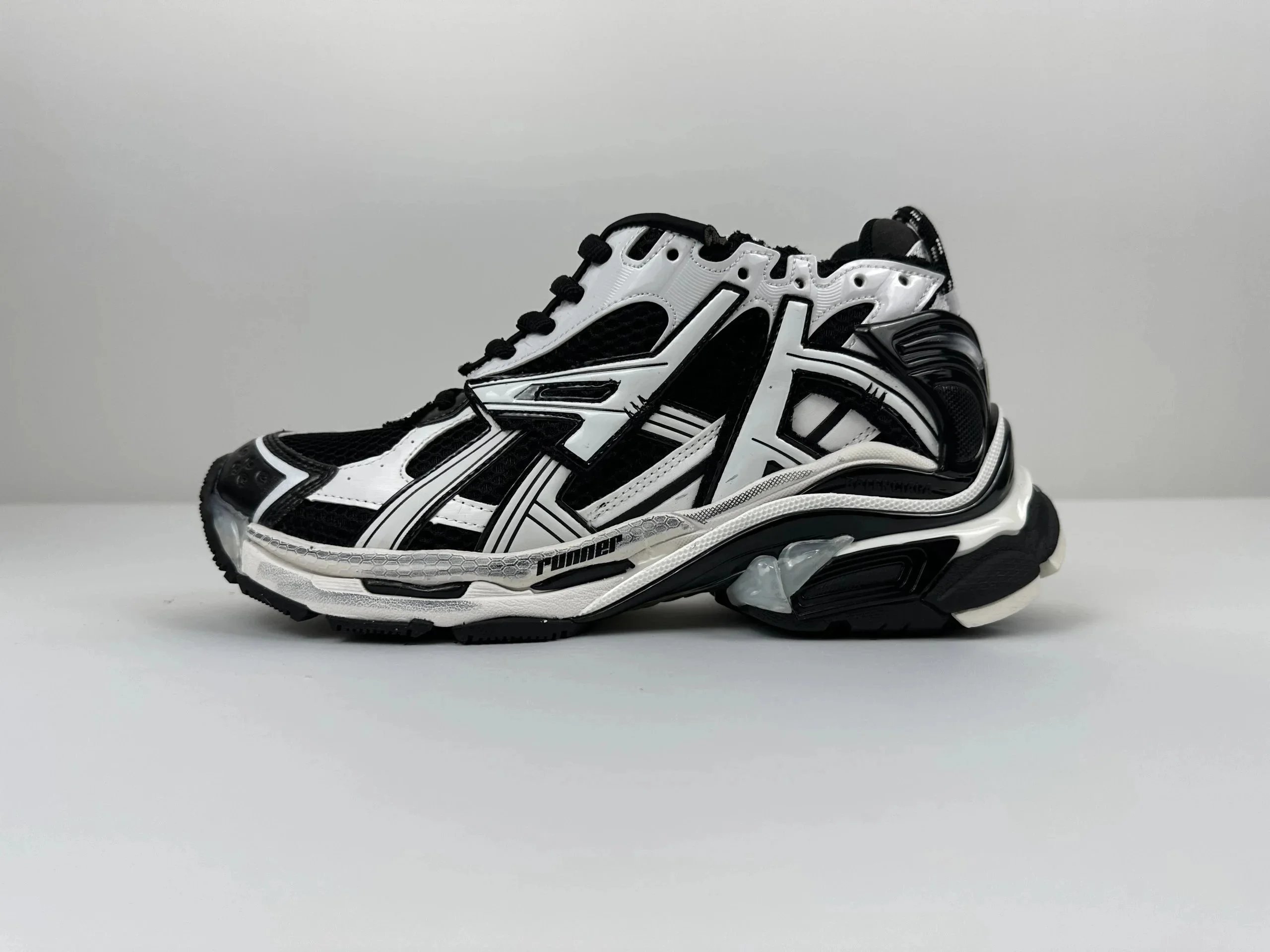 Balenciaga Runner