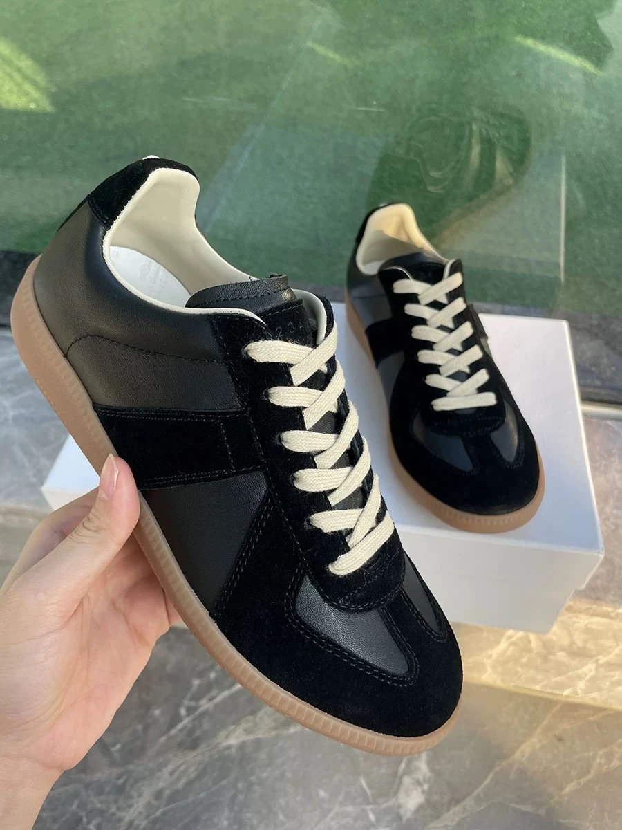 High version classic women’s 2025 new german training shoes couple genuine leather casual sneakers tie backwhite shoes men