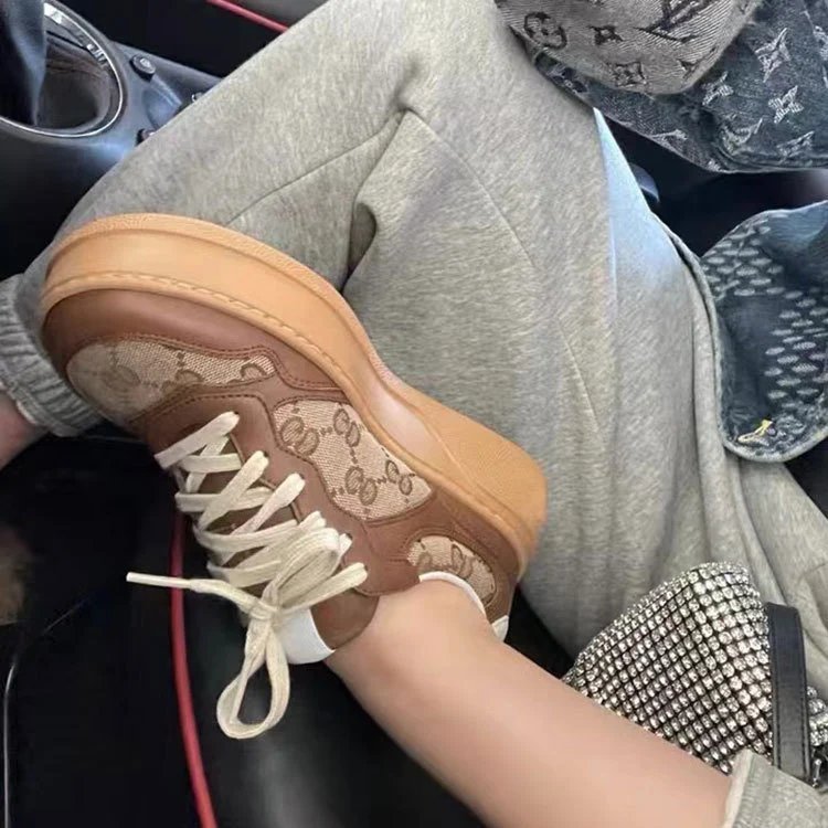 Gucci Sneakers Low-Top Platform GG Monogram image 3