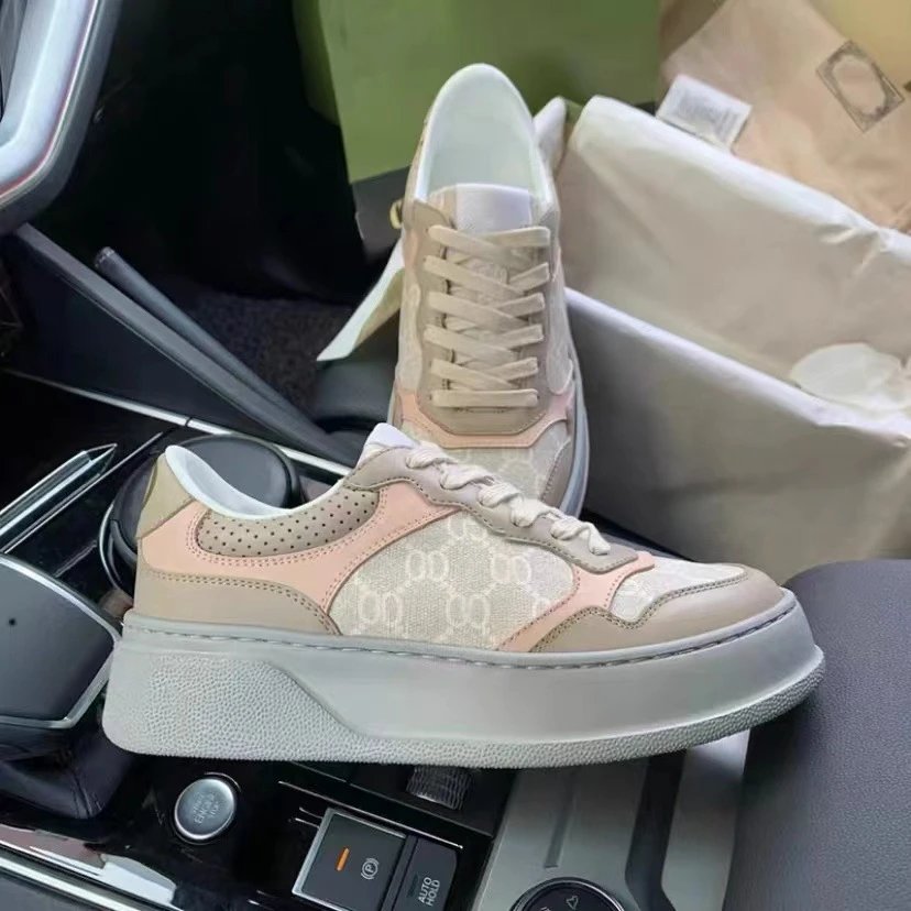 Gucci Sneakers Low-Top Platform GG Monogram — Ash pink