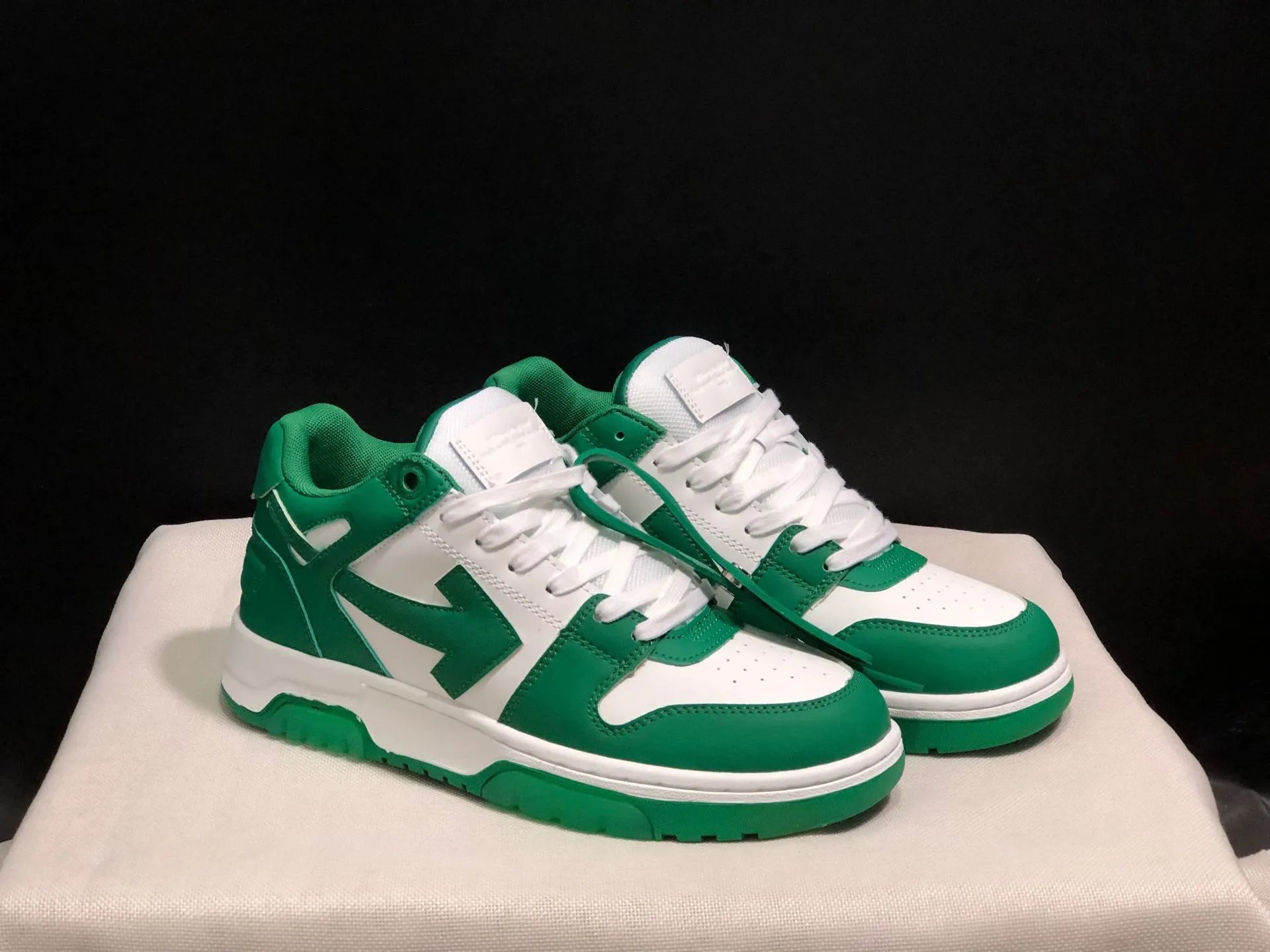 Off-White Sneakers Arrow Logo High-Top — #27