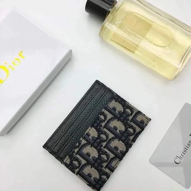 XMD1o r CD Card holder 5