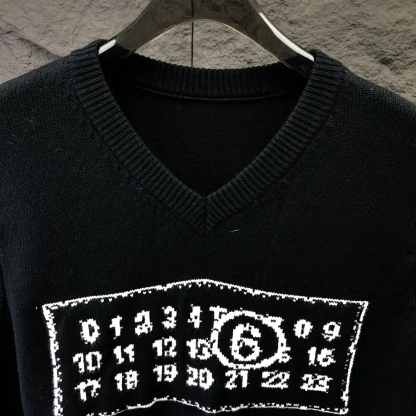 Maison Margiela Tabi Number Print Knit Vest-Top White - 7