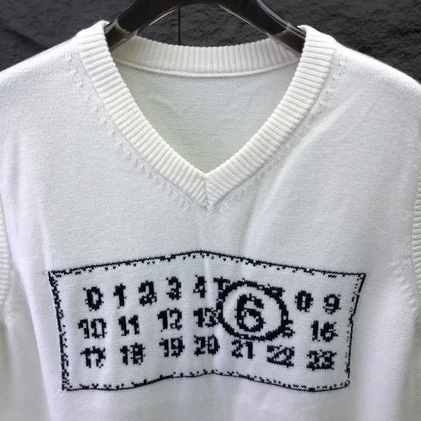 Maison Margiela Tabi Number Print Knit Vest-Top White - 6