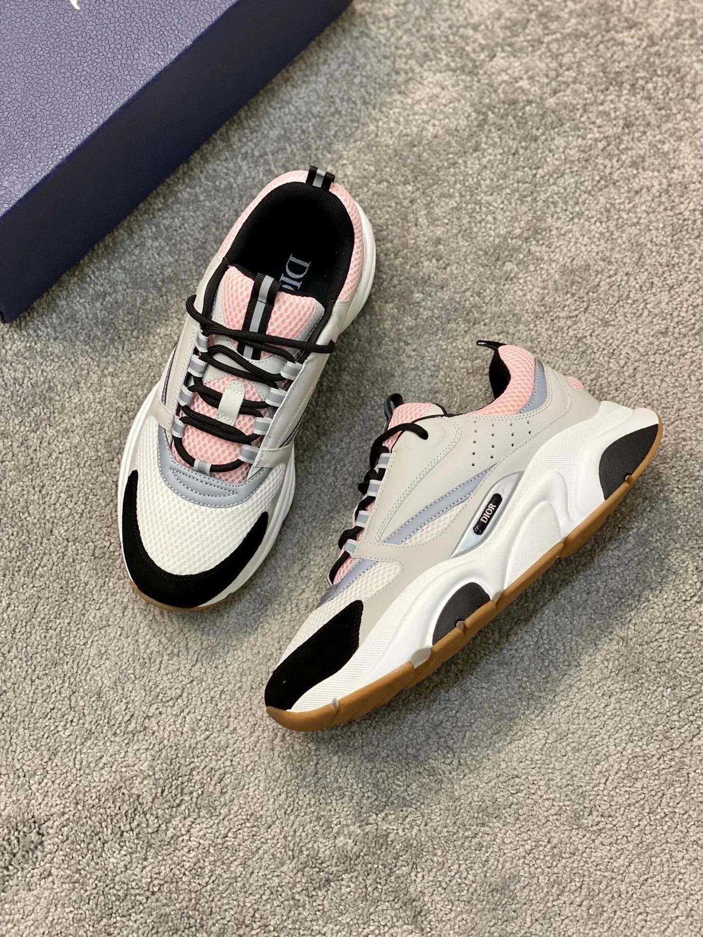Dior B22 Running Sneaker photo 4