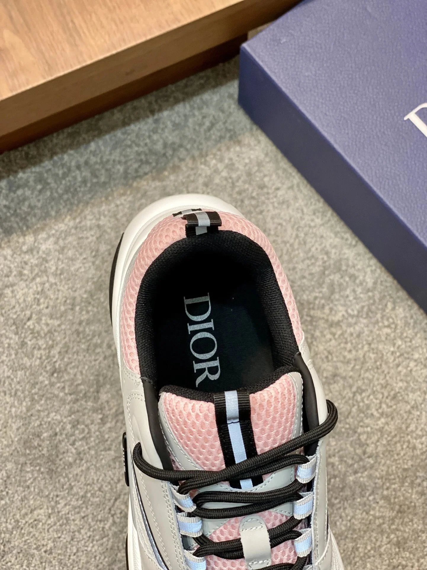 Dior B22 Running Sneaker photo 8