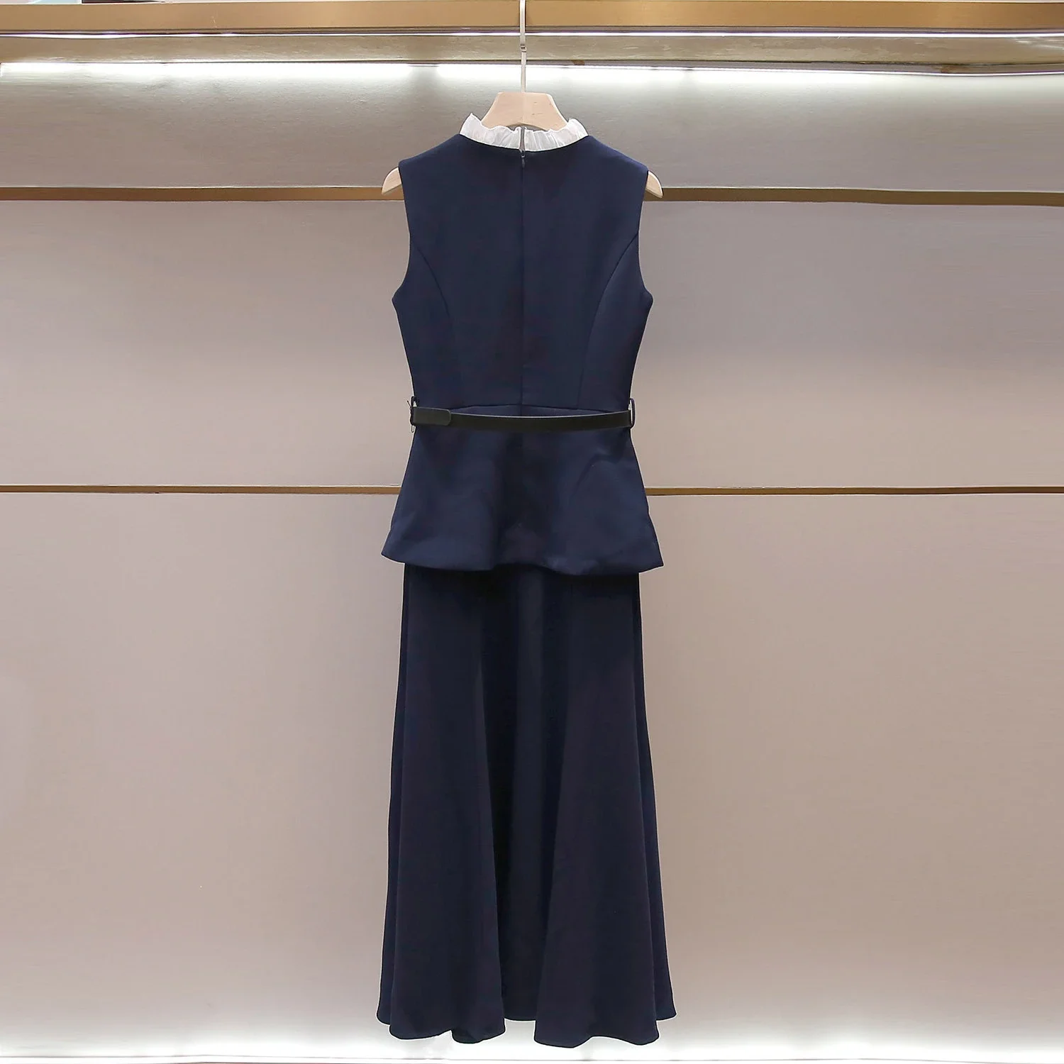 SP's new summer style French rich lady's pleated stand-up collar vest fake two-piece long waist dress for women