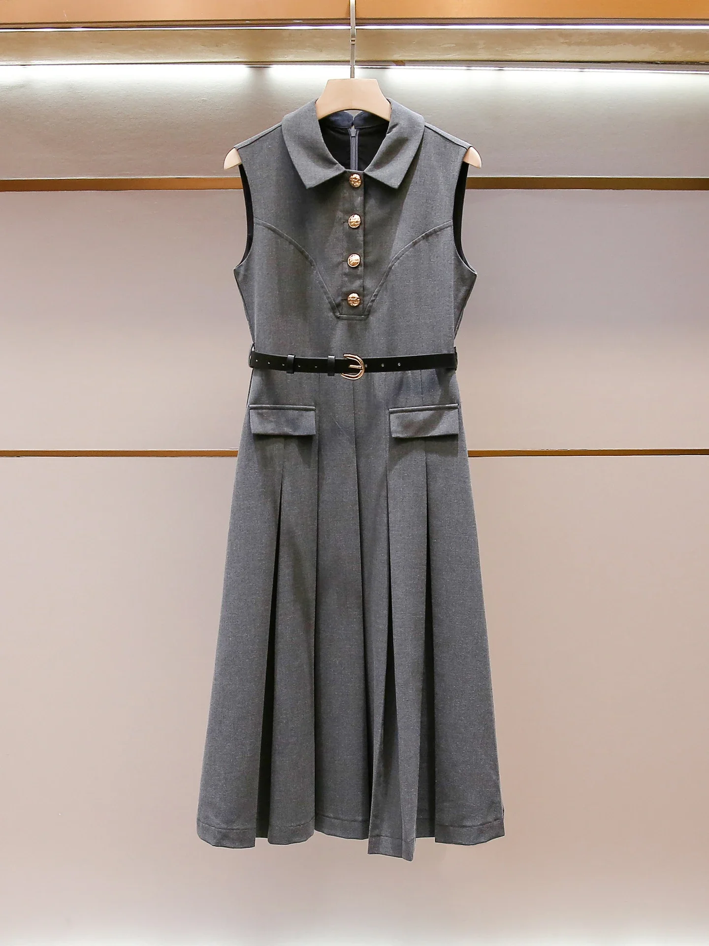 SP's new summer style French casual style celebrity lapel A-line waist slimming long vest pleated dress