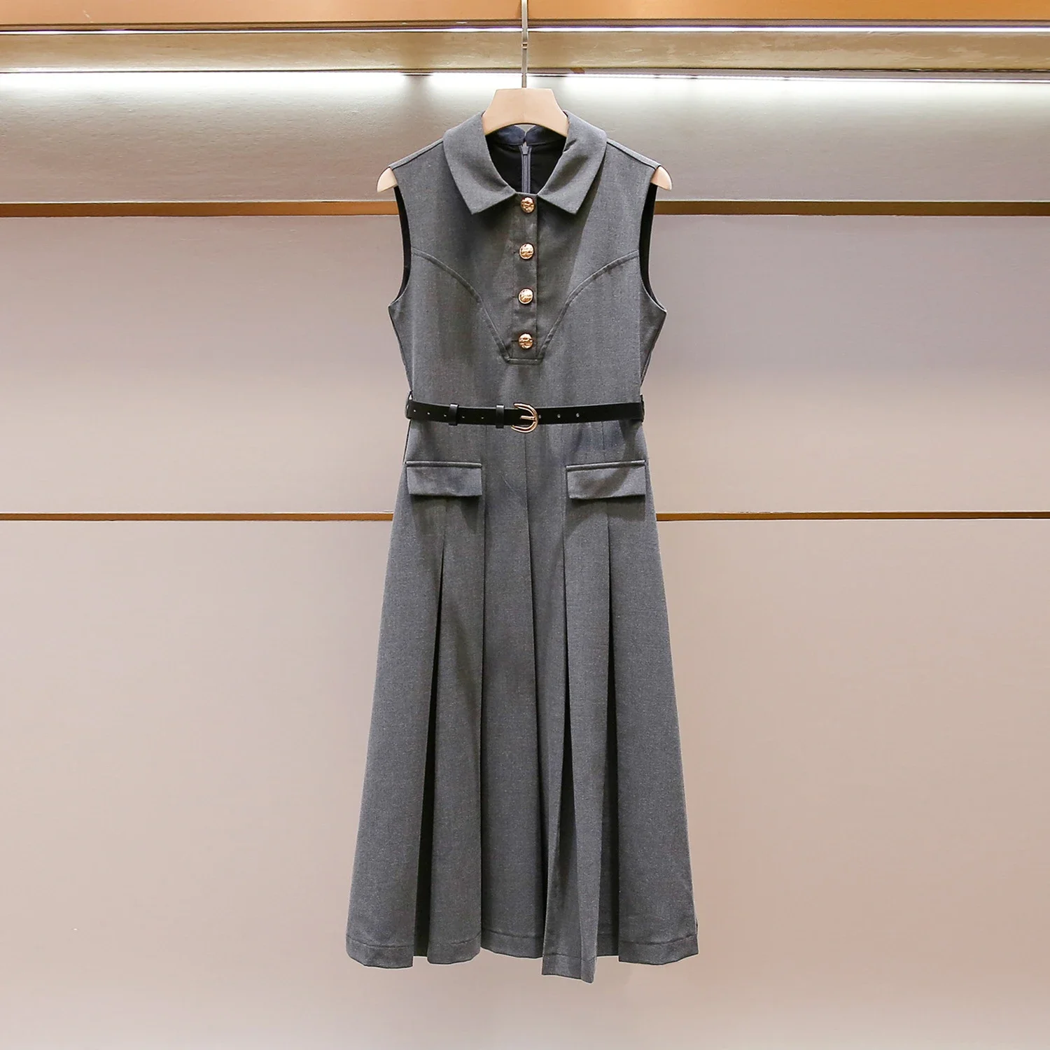 SP's new summer style French casual style celebrity lapel A-line waist slimming long vest pleated dress