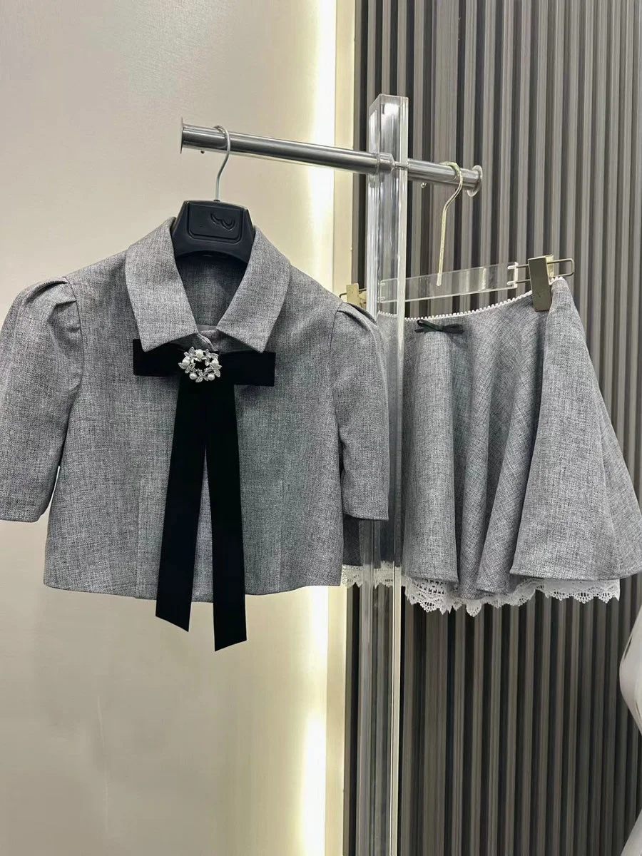 Gray tone ladylike style bow suit for women summer puff sleeve short top high waist lace skirt