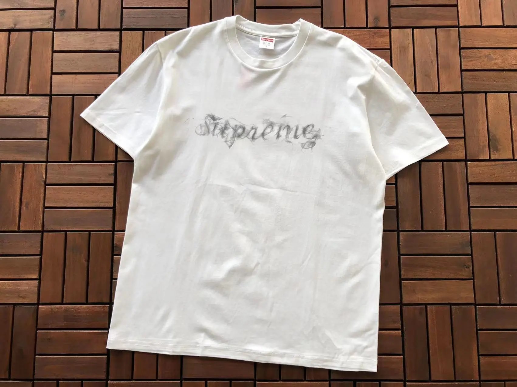 B238 Smoke White