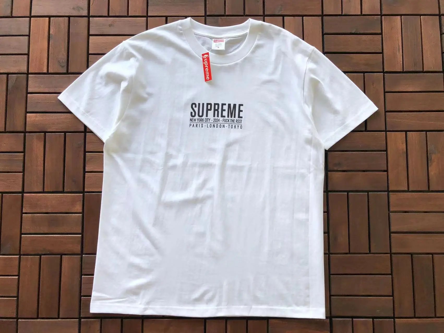 B376 Paris TEE White