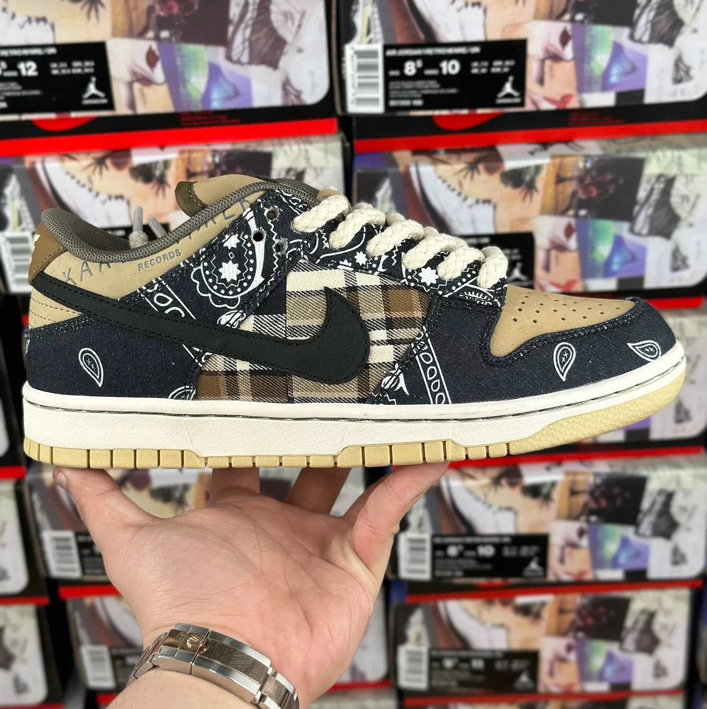 Chunky Dunky Shoes — Ts x Dunk Cashew Flower CT5053-001 colorway — USFans Spreadsheet photo