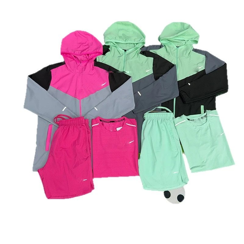 Outdoor suits Windproof suits