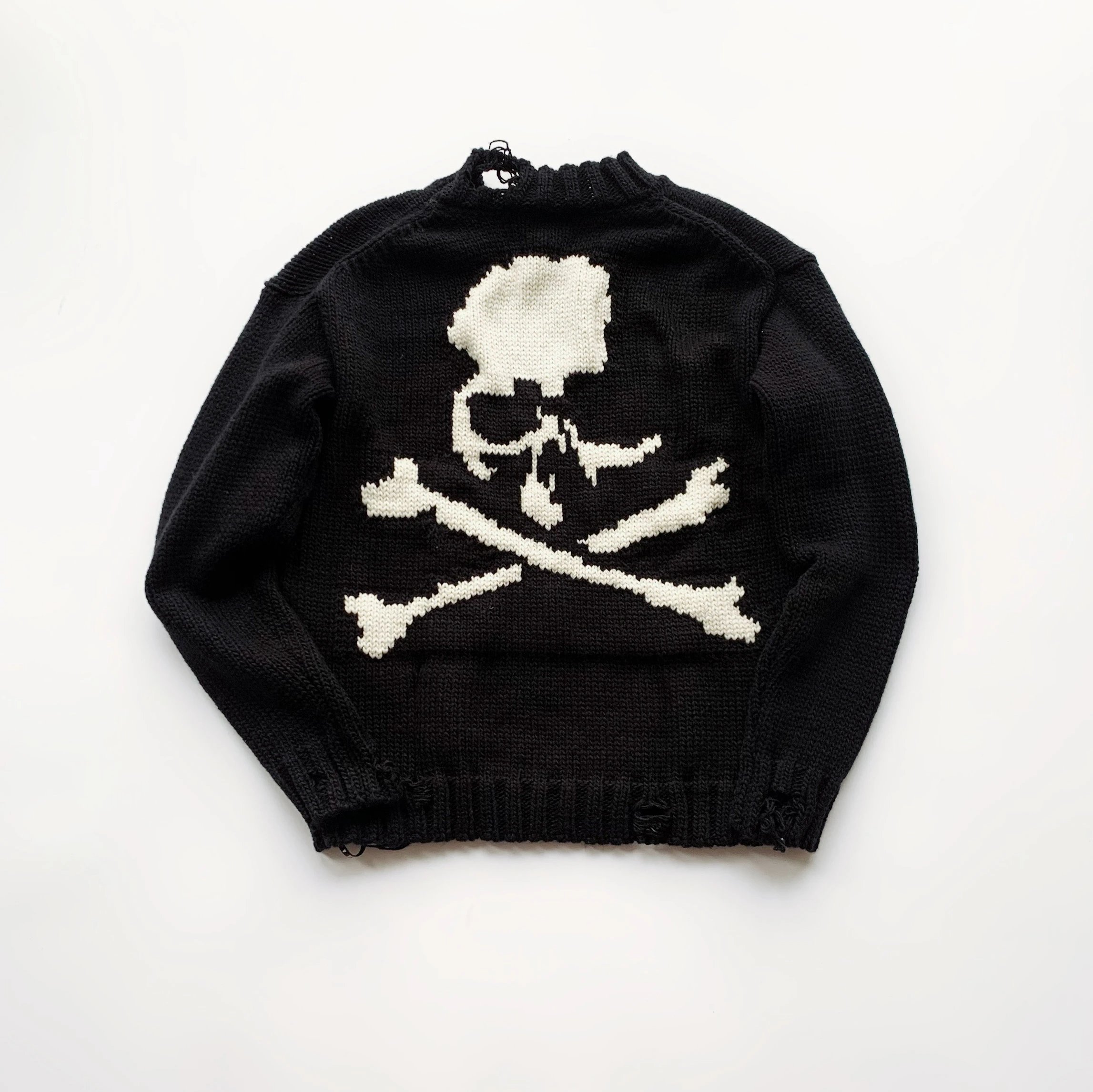 Skull-Patterned Ripped Crew Neck Knit Sweater photo 3