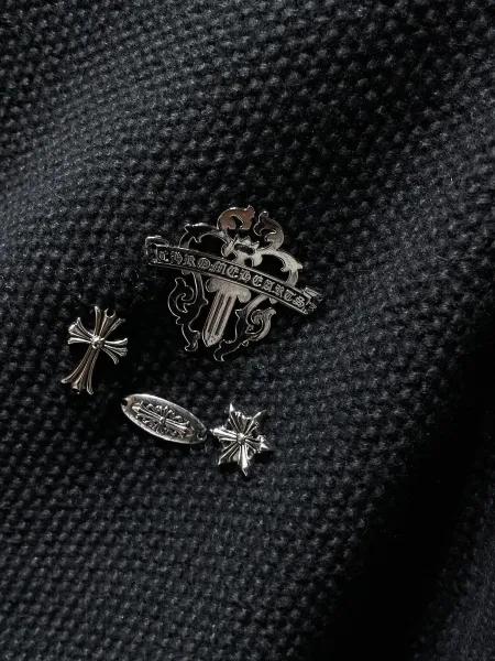 Chrome Hearts x Unknown Knit Sweater White with Silver Hardware Embellishment - 13