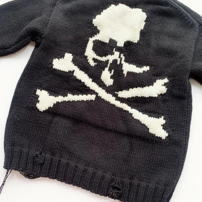 Skull-Patterned Ripped Crew Neck Knit Sweater photo 5