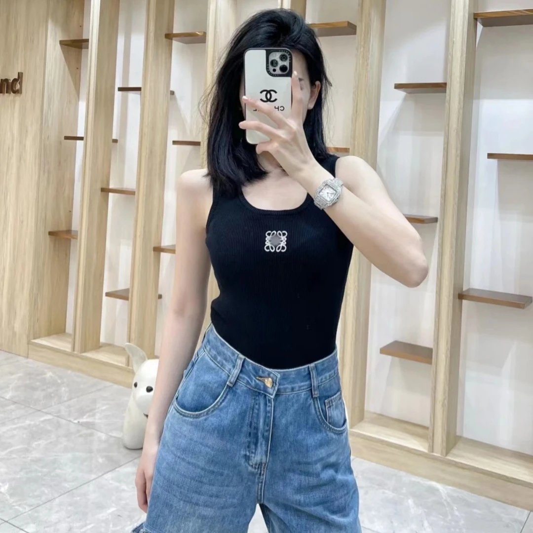 Embroidered Summer Tank Top photo 8
