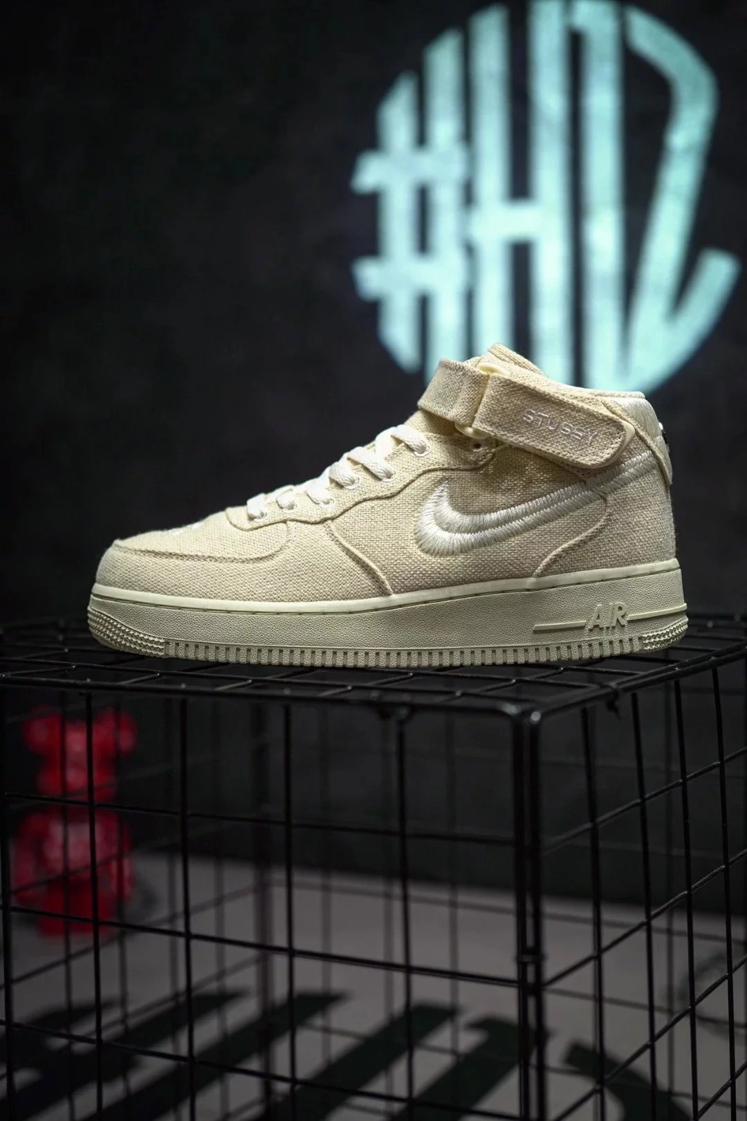 N459390 [Original company grade Stussy x NK Air Force 1 Mid white linen fabric] Air Force No.1 high top versatile casual sports board shoes Air Force mid top series company grade original top leather soft and elastic cushioning performance and excellent mid top
