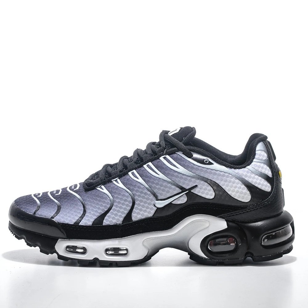 Shock-Absorbing Outdoor Running Shoes photo 5