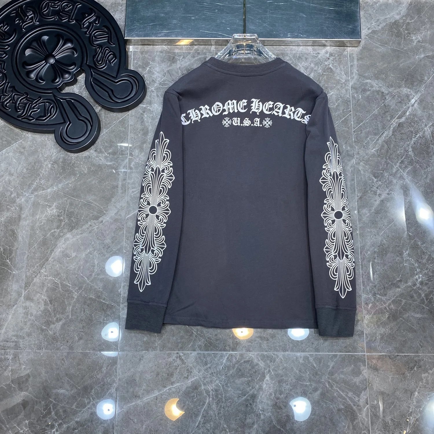 Long-Sleeved Round Neck Pure Cotton T-Shirt photo 6