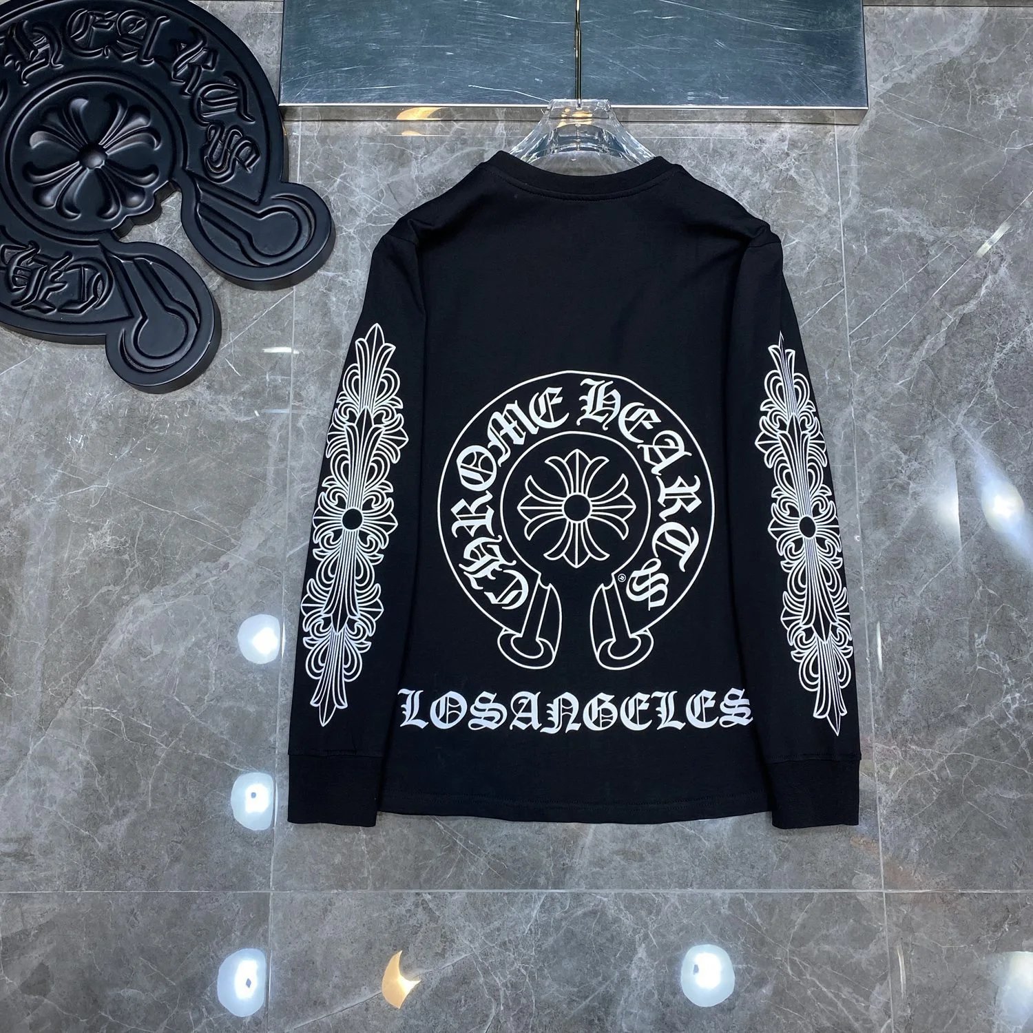 Long-Sleeved Round Neck Pure Cotton T-Shirt photo 3