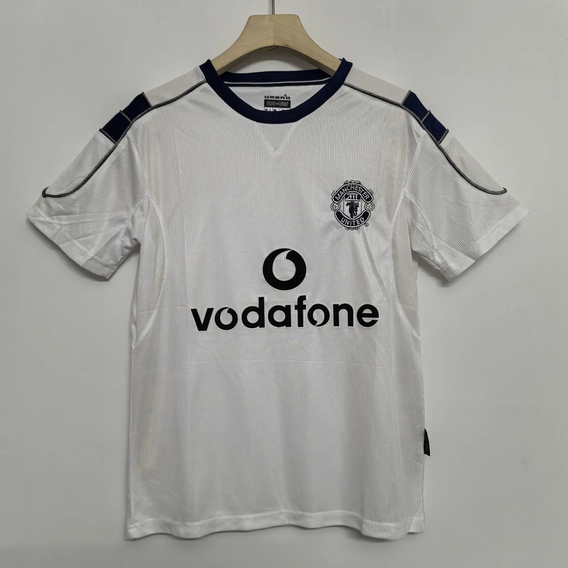 Retro-Style Short-Sleeve Soccer Jersey photo 2