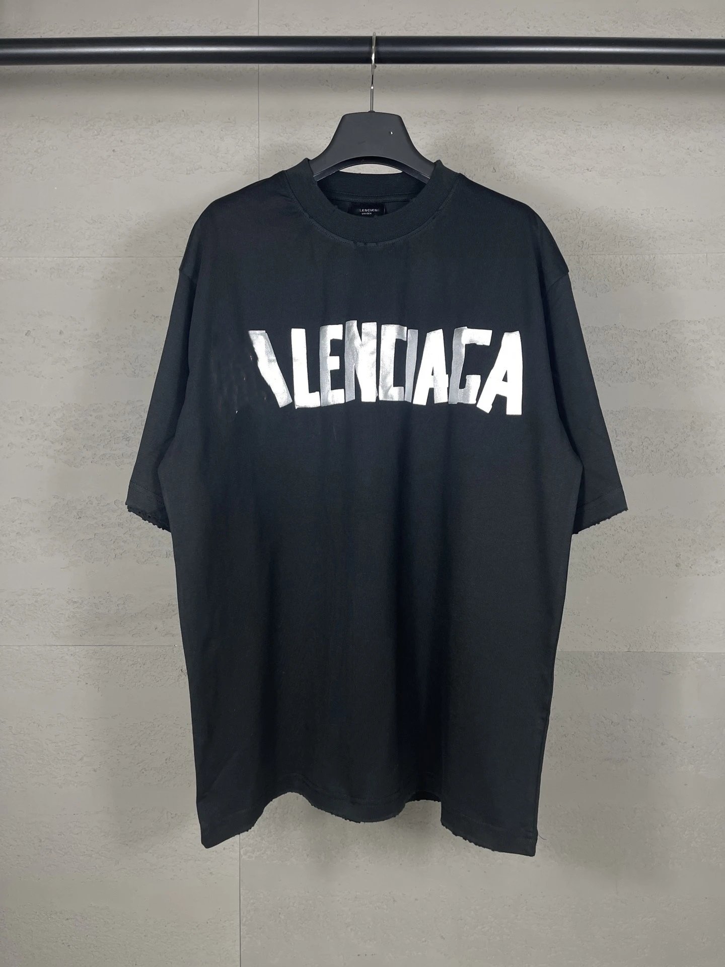 Trendy Short-Sleeved T-Shirt photo 4