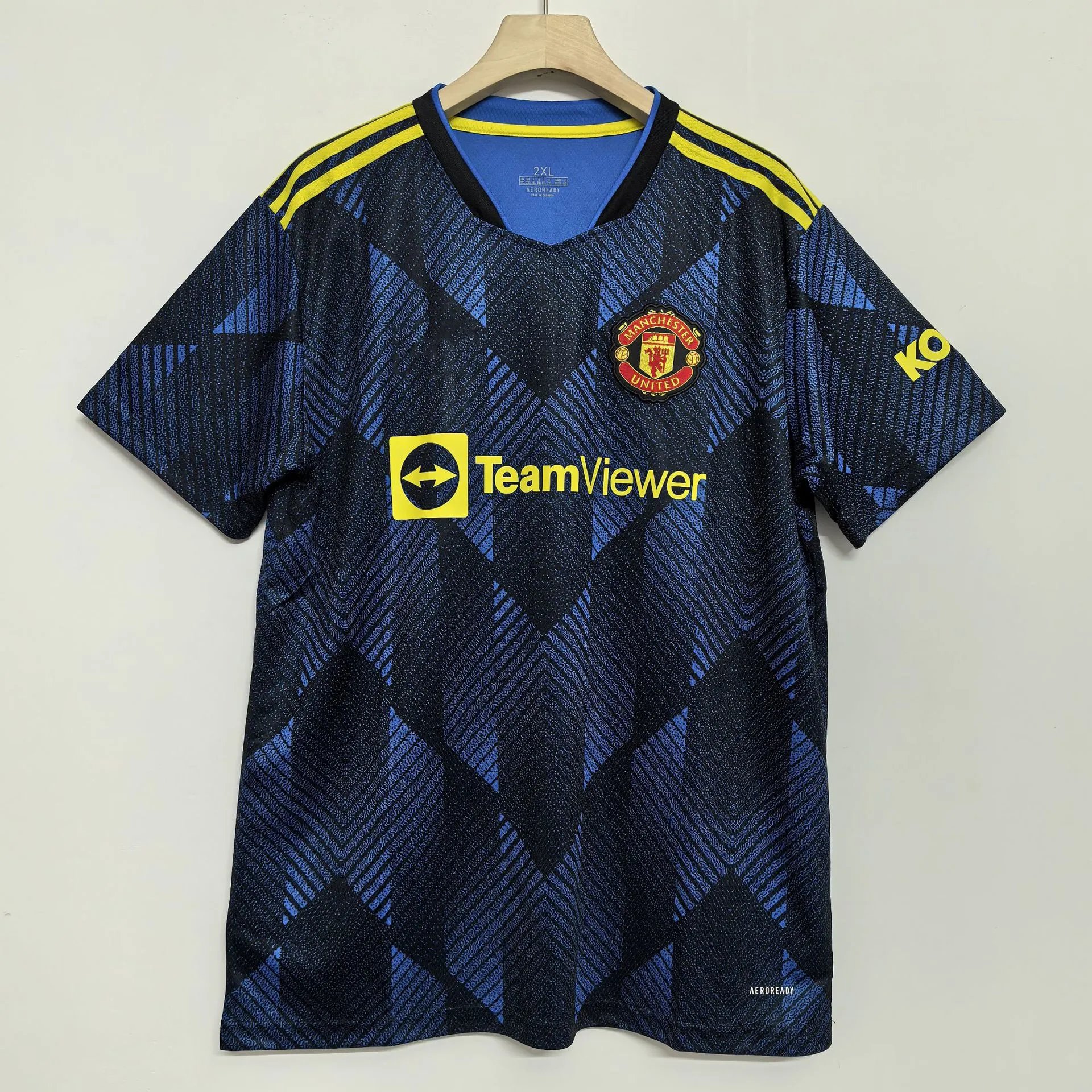 Retro-Style Short-Sleeve Soccer Jersey photo 8