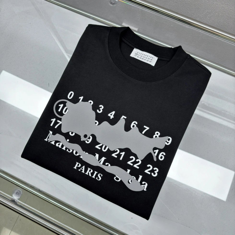 Design Minimalist X-Mark Black T-Shirt - 20