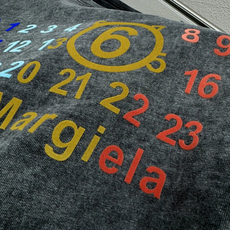 Design Minimalist X-Mark Black T-Shirt - 24