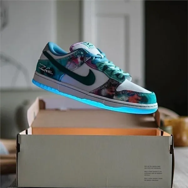 Nike SB Dunk Low Zephyr Multicolor Sneakers Skateboard Shoes - 1