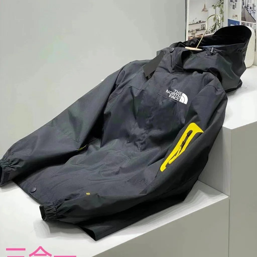 The North Face Down Jackets Hooded quilted puffer — Jacket Black