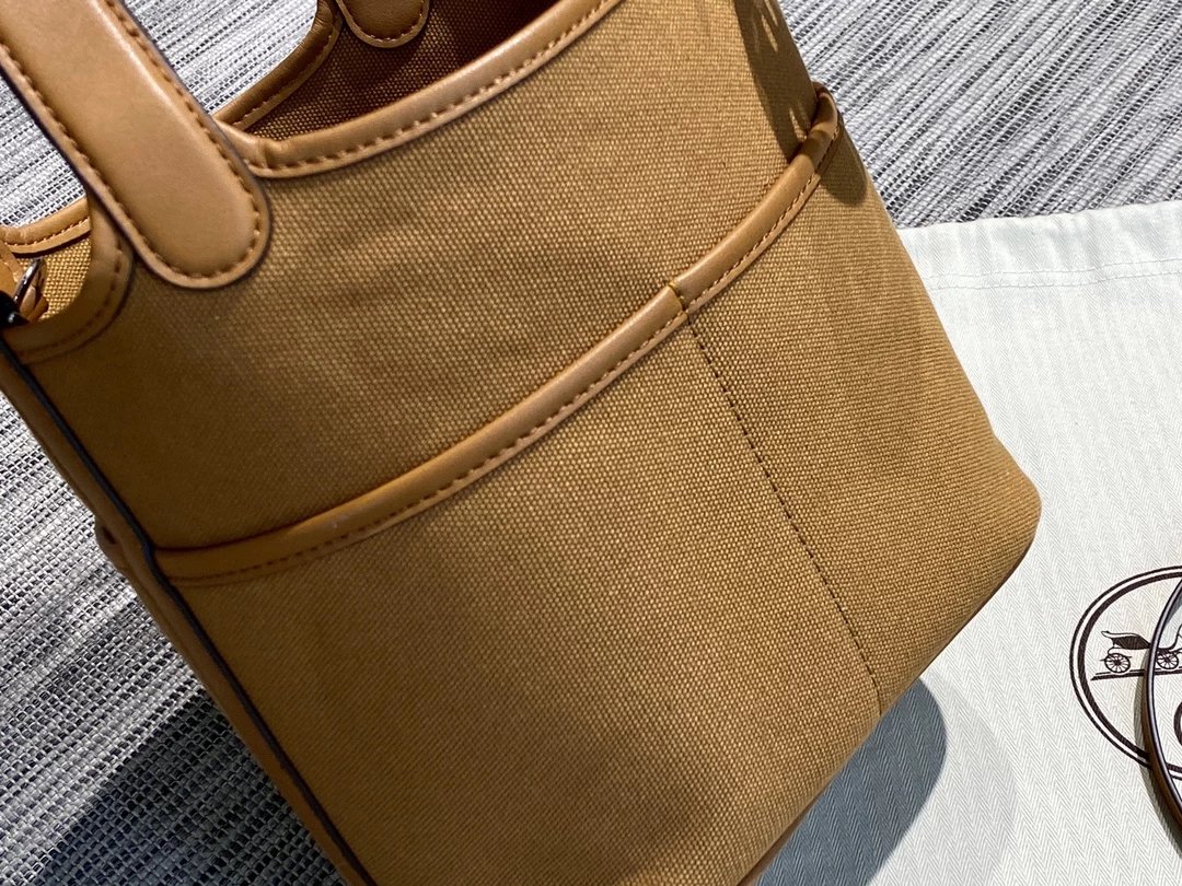 H家手拎包 Picotin lock 菜篮子 18cm 进口牛皮水桶包 爱玛仕H家帆布菜篮子手提包  9
