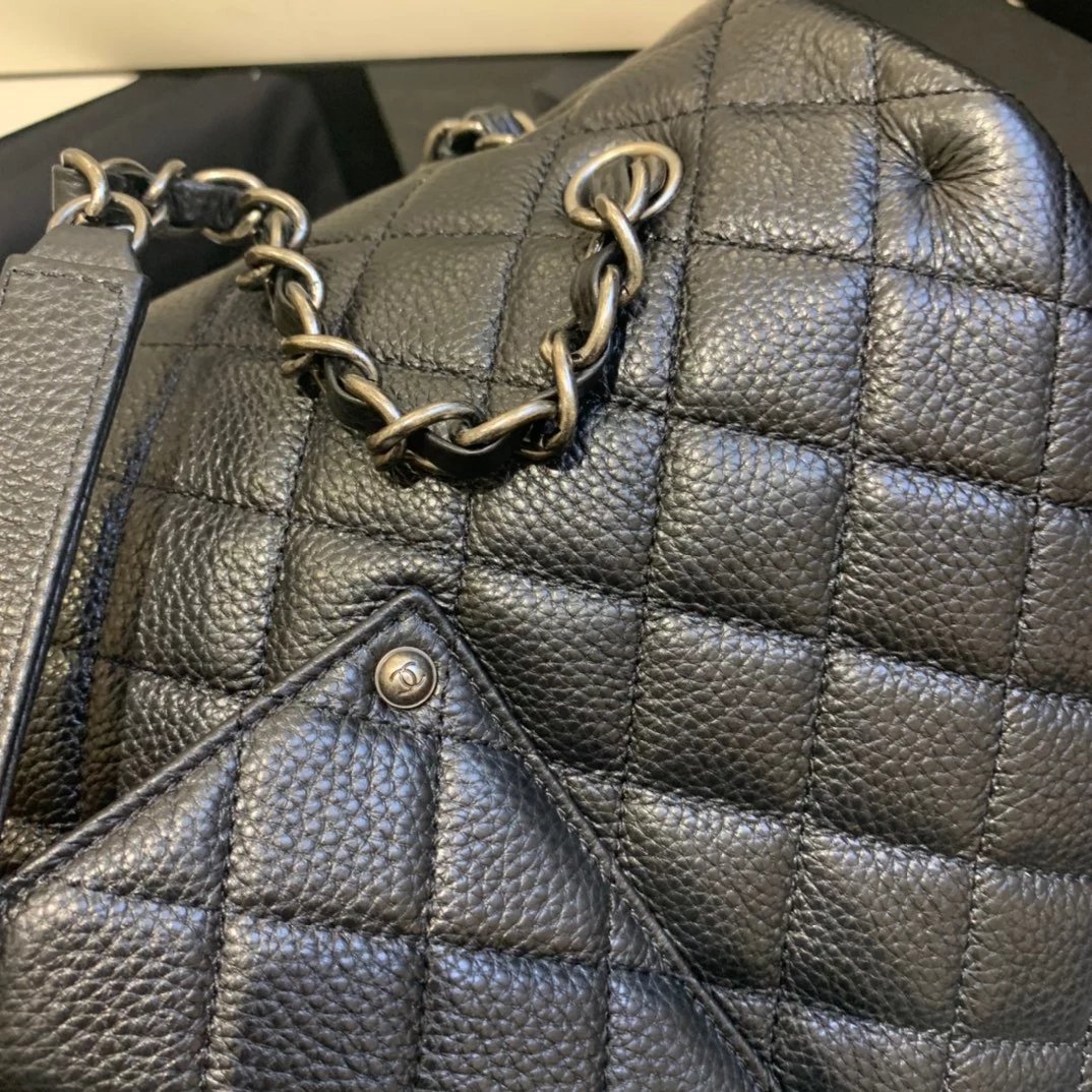 C家旅行包机场系列女大容量单肩包91169尺寸466X17X29CM经典时尚特大号旅行包材质意大利牛皮古银五金手感软腻超级豪华容量是旅行必备春节回家特方便特有成就感超多 6