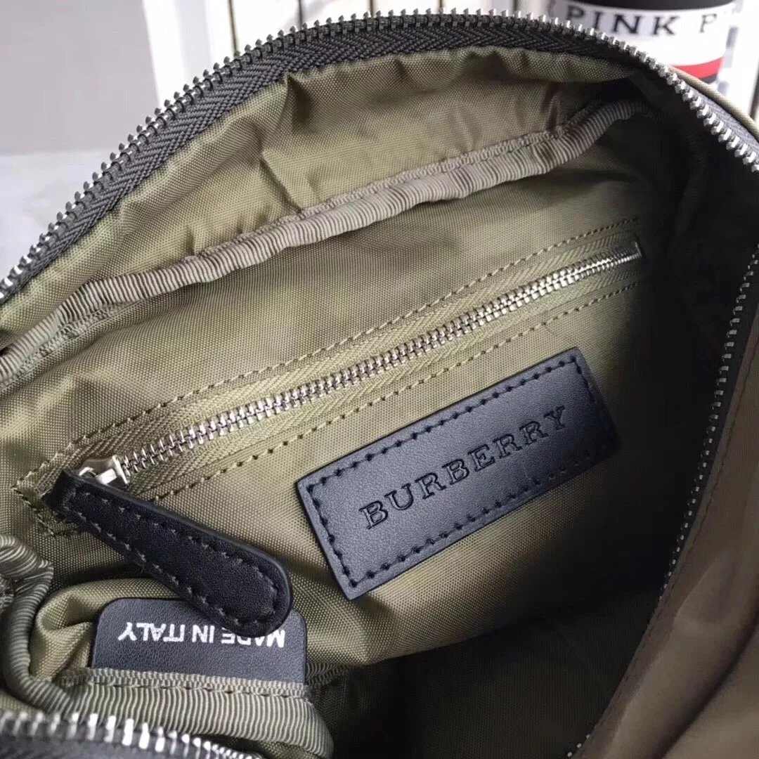 韩版BURBERRY博柏利男士小号邮差包尼龙轻便战马相机包时尚单肩斜挎包包 6