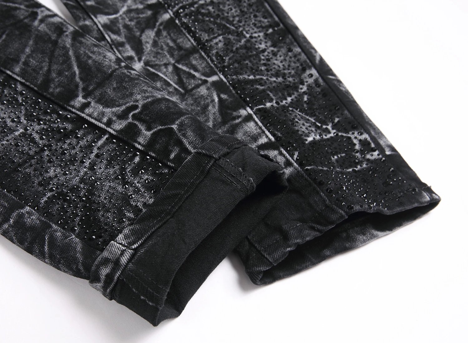 Philipp Plein Skull Embroidered Distressed Denim Jeans - 60