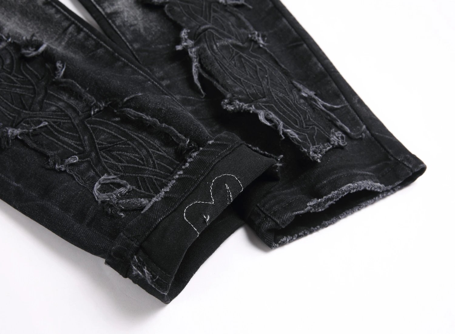 Philipp Plein Skull Embroidered Distressed Denim Jeans - 31