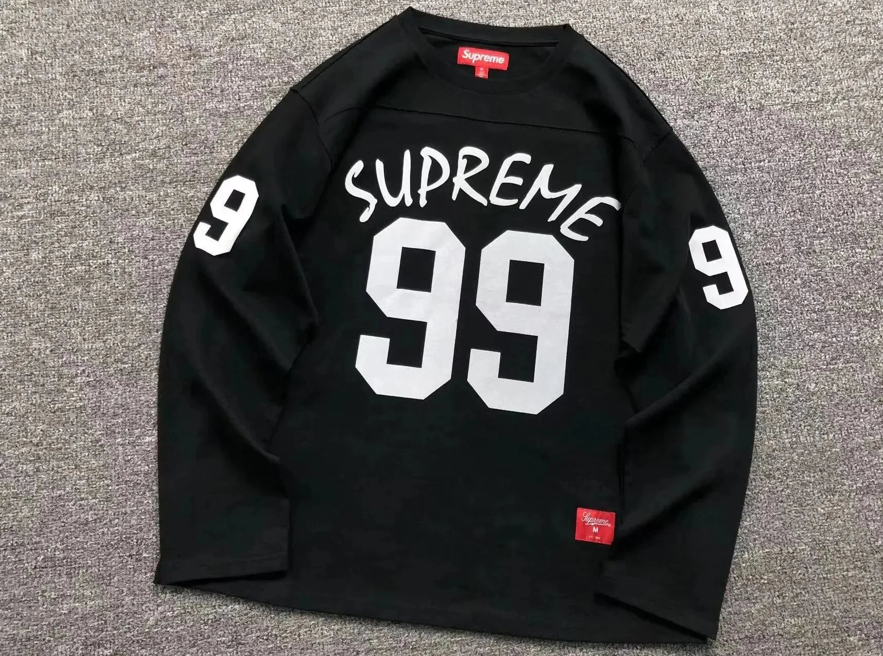 E571 # Black