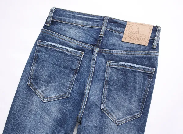 Philipp Plein Skull Embroidered Distressed Denim Jeans - 38