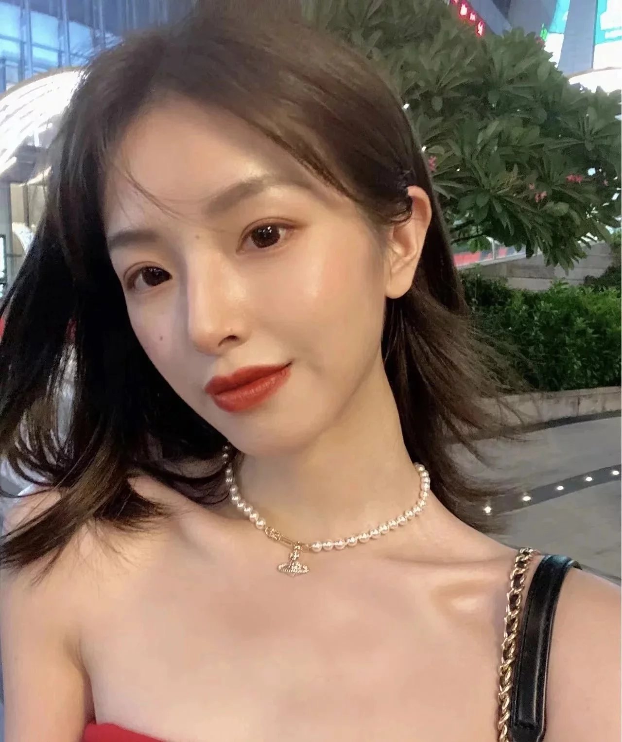Free Shipping Saturn Pearl Pin Necklace Bracelet